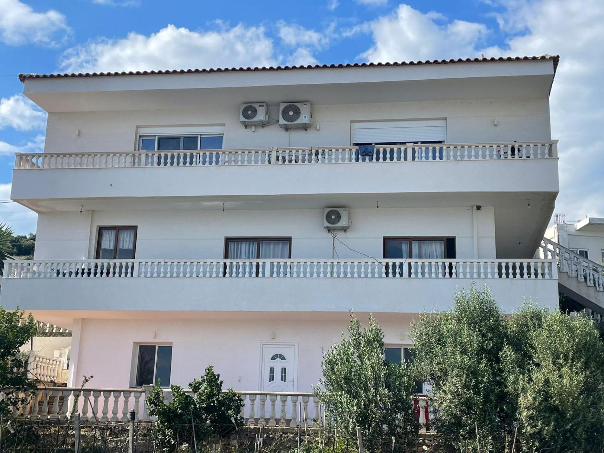Ana&Endri'S Summer Home Sarandë エクステリア 写真
